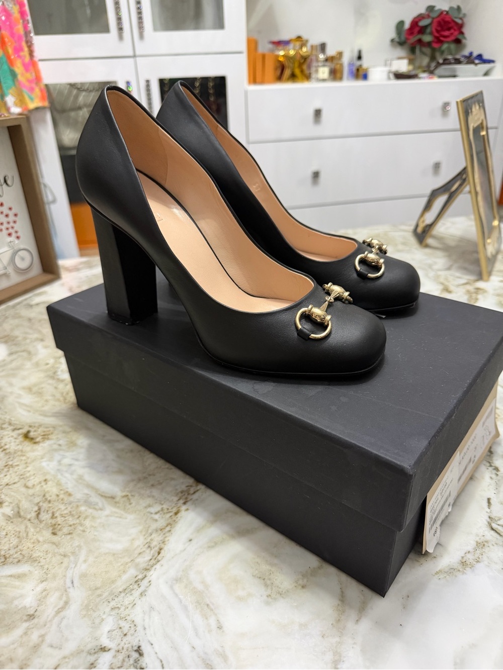 Gucci Black Leather Block Heel Pumps with Gold Horsebit
